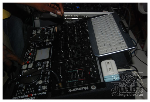 addictive_fridays_may21-079