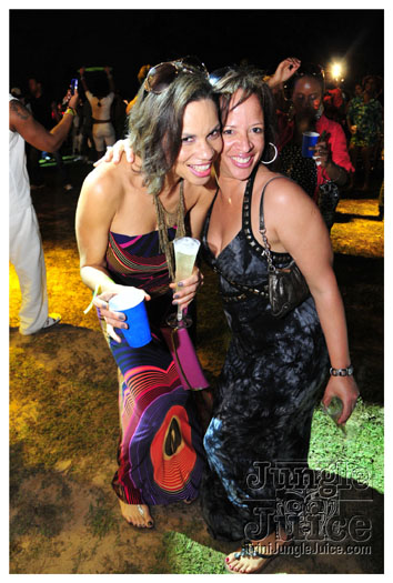 beach_house_2011_part1-058