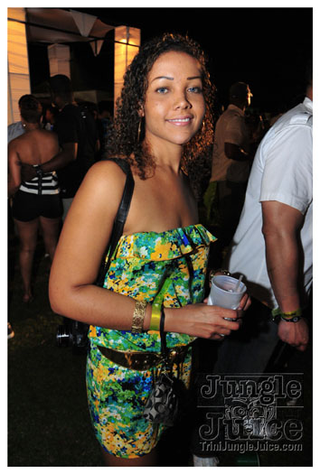 beach_house_2011_part1-101