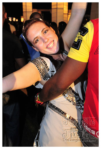 beach_house_2011_part1-109