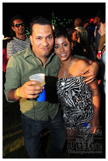 beach_house_2011_part1-112