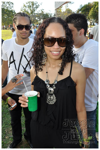 beach_house_2011_part2-009