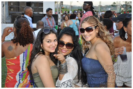 beach_house_2011_part2-035