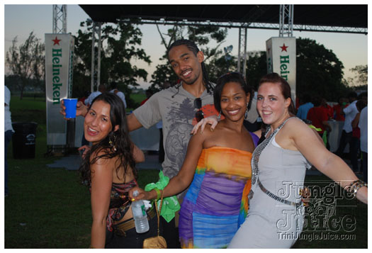 beach_house_2011_part2-055