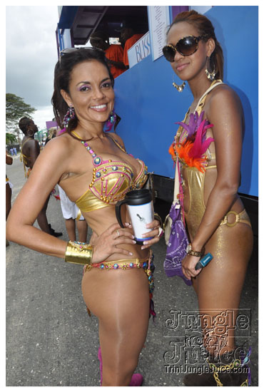 bliss_carnival_monday_2011-015