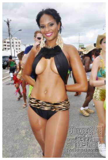 bliss_carnival_monday_2011-026