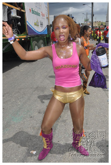 bliss_carnival_monday_2011-038
