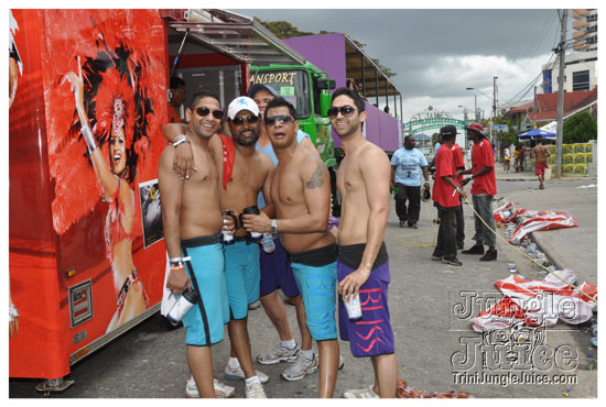 bliss_carnival_monday_2011-048