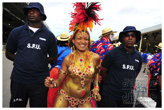 bliss_carnival_tuesday_2011_part2-053