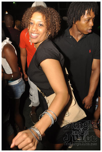 blue_range_cooler_fete_2011-003