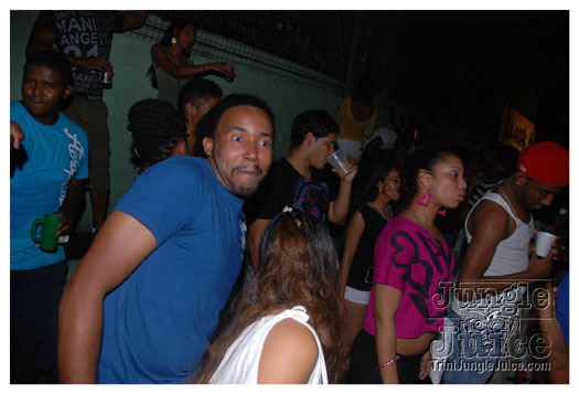 blue_range_cooler_fete_2011-067