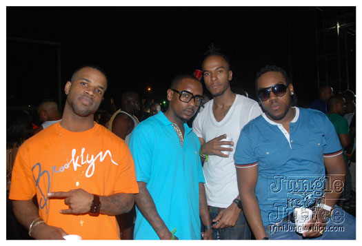 blue_range_cooler_fete_2011-077
