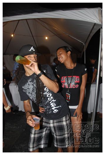 blue_range_cooler_fete_2011-086