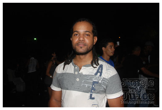 blue_range_cooler_fete_2011-088