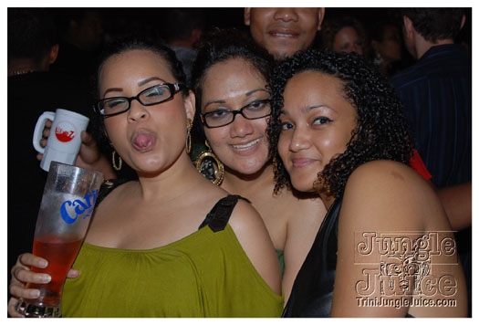 bump_and_wine_2011-011