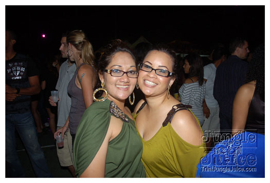 bump_and_wine_2011-030