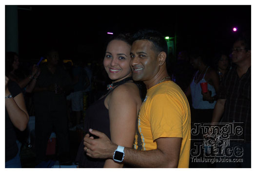 bump_and_wine_2011-036