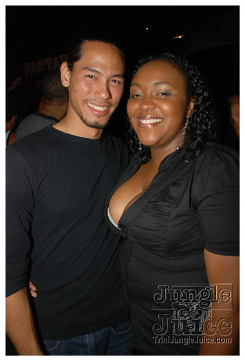 bump_and_wine_2011-120