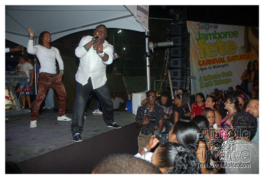 bump_and_wine_2011-143