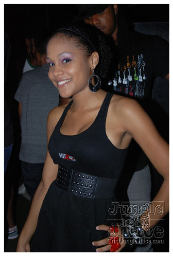 bump_and_wine_2011-146