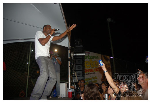 bump_and_wine_2011-155