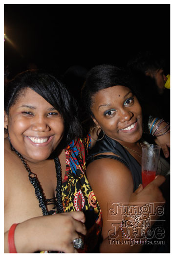 bump_and_wine_2011-169