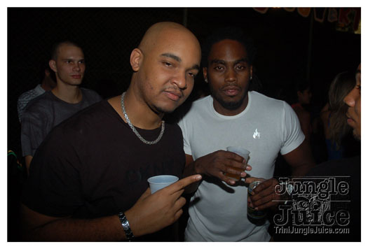 bump_and_wine_2011-184