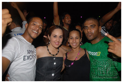 bump_and_wine_2011-189