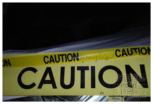 caution_2011-068