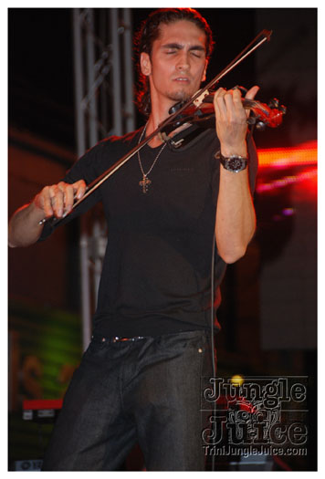 central_bank_all_inclusive_2011-034