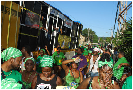 chocolate_city_jouvert_2011-077
