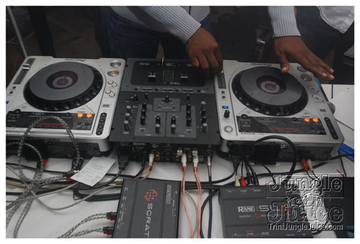 coco_lounge_saturdays_may28-001