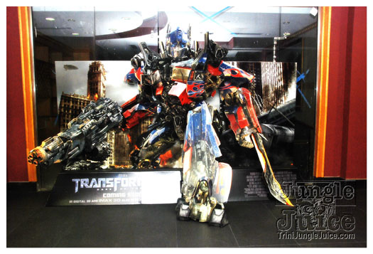 digicel_imax_red_carpet_oct11-038