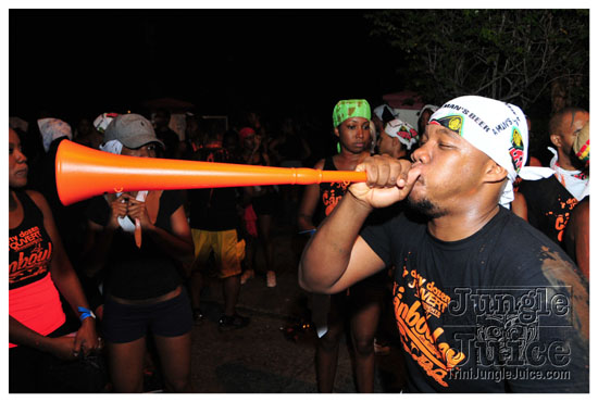 dirty_dozen_jouvert_2011-004
