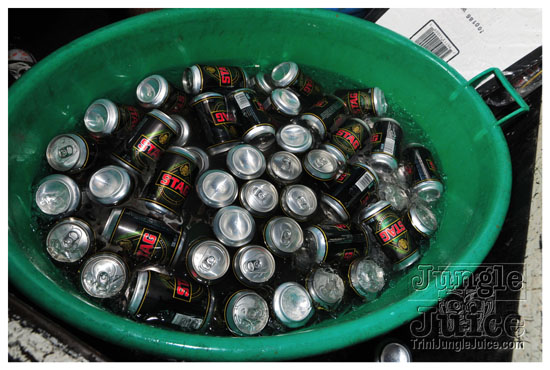 dirty_dozen_jouvert_2011-030