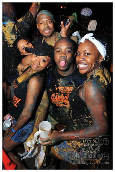 dirty_dozen_jouvert_2011-078