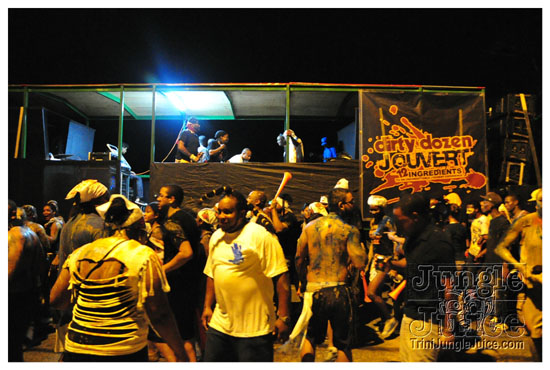 dirty_dozen_jouvert_2011-087