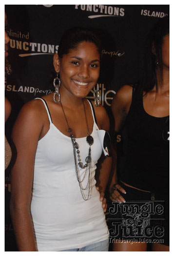 elite_model_look_aug31-038