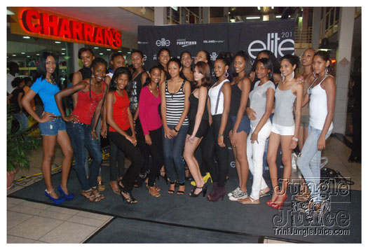 elite_model_look_aug31-056