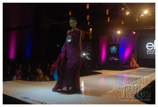 elite_model_look_finals_2011-048