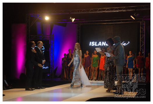 elite_model_look_finals_2011-075