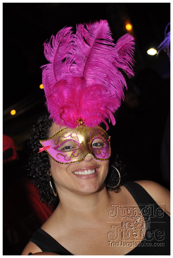 eyes_wide_shut_2011-014