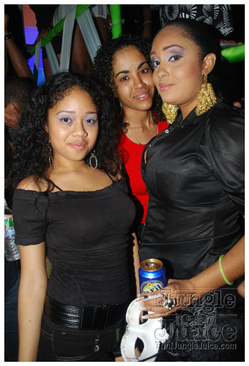 eyes_wide_shut_2011-104