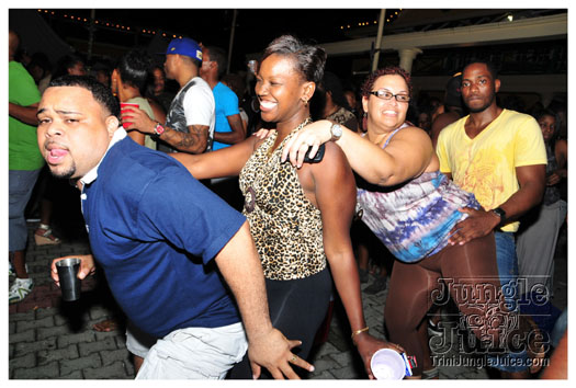 flight_cruise_carnival_2011-022