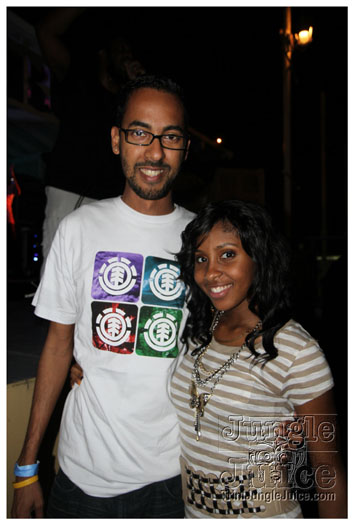 flight_cruise_carnival_2011-025