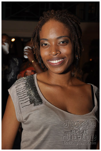 flight_cruise_carnival_2011-098