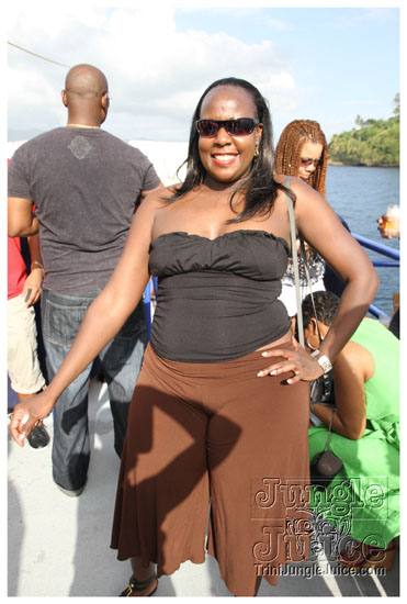 frenzy_boatride_2011-037