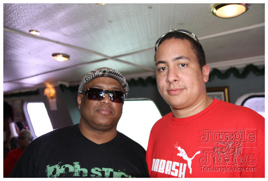 frenzy_boatride_2011-054