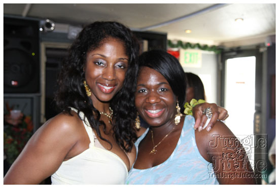 frenzy_boatride_2011-058