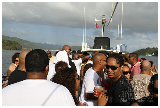 frenzy_boatride_2011-067